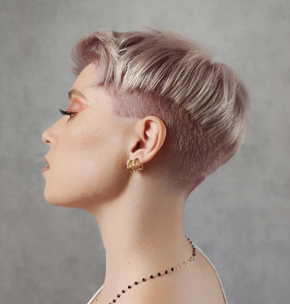 Light Blonde Blunted Undercut Crop Light Blonde Blunted Undercut Crop — Undercut Pixie 2027