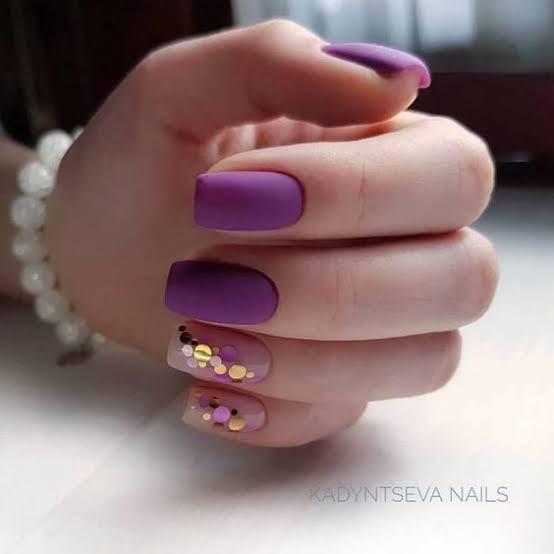 Uñas en tonos mate ❤💅 #Comparte para más tips de belleza 💟 :) . . . . . . #Uñas #maquillaje #DecoraciondeUñas #UñasDecoradas #Uñaspintadas #nails #nailart #Makeup