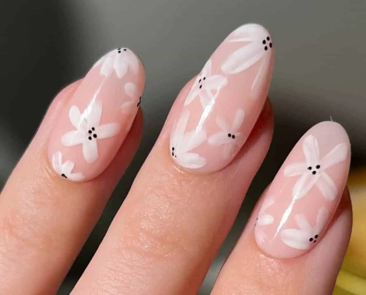 White Flowers with Black Centers on Sheer Pink White Flowers with Black Centers on Sheer Pink — Floral Acrylic Nails 2027