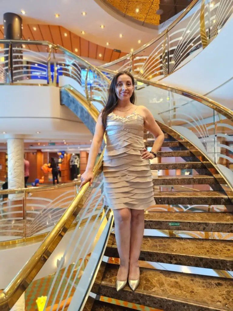Elegant Tiered Dress for an Evening Cruise Elegant Tiered Dress for an Evening Cruise — Boat Outfits 2027