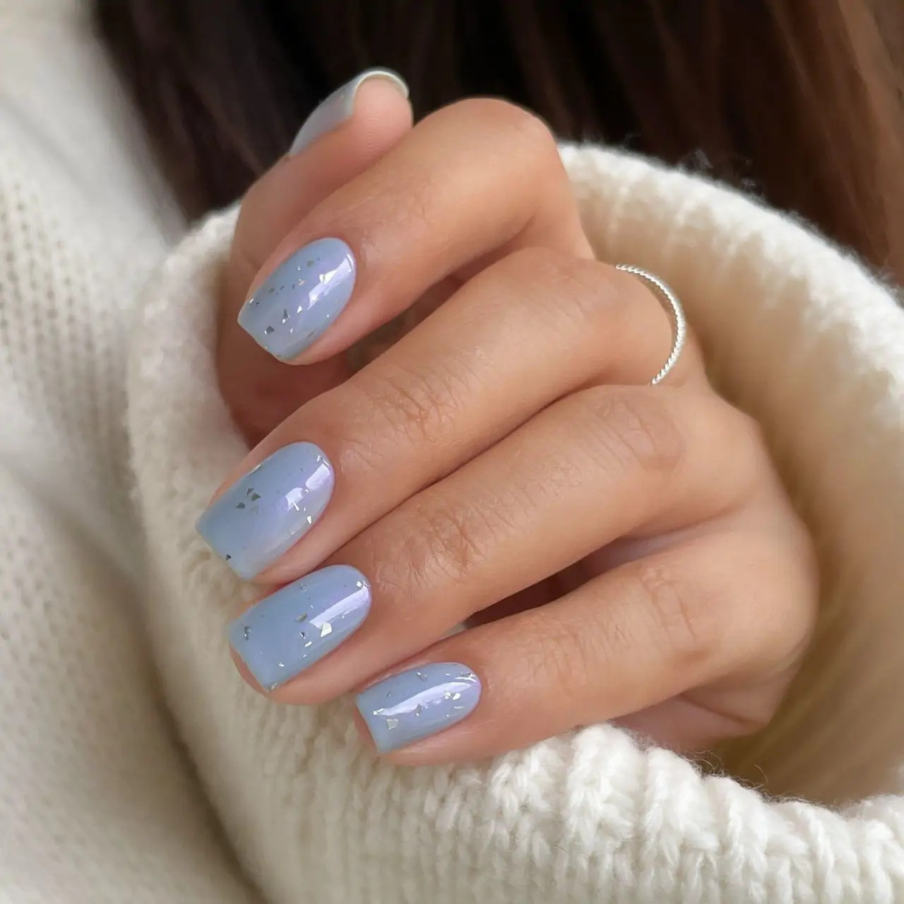 Scattered Silver Foil Flakes Visual Idea Scattered Silver Foil Flakes Visual Idea — Pastel Nails 2027