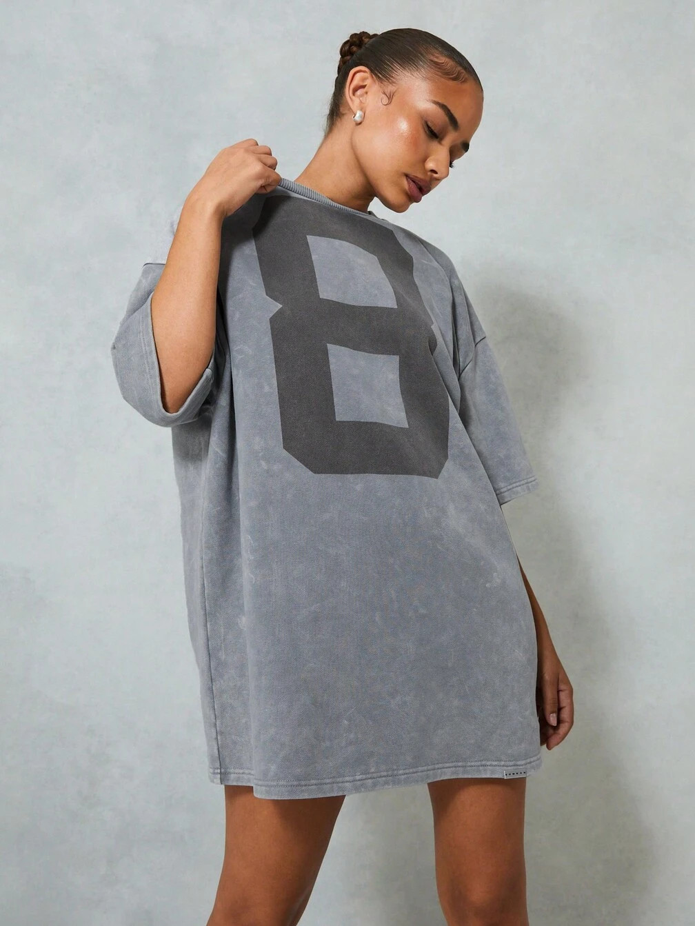 Oversized Grey T-Shirt Mini Dress with Graphic Print — Mini Dresses 2027