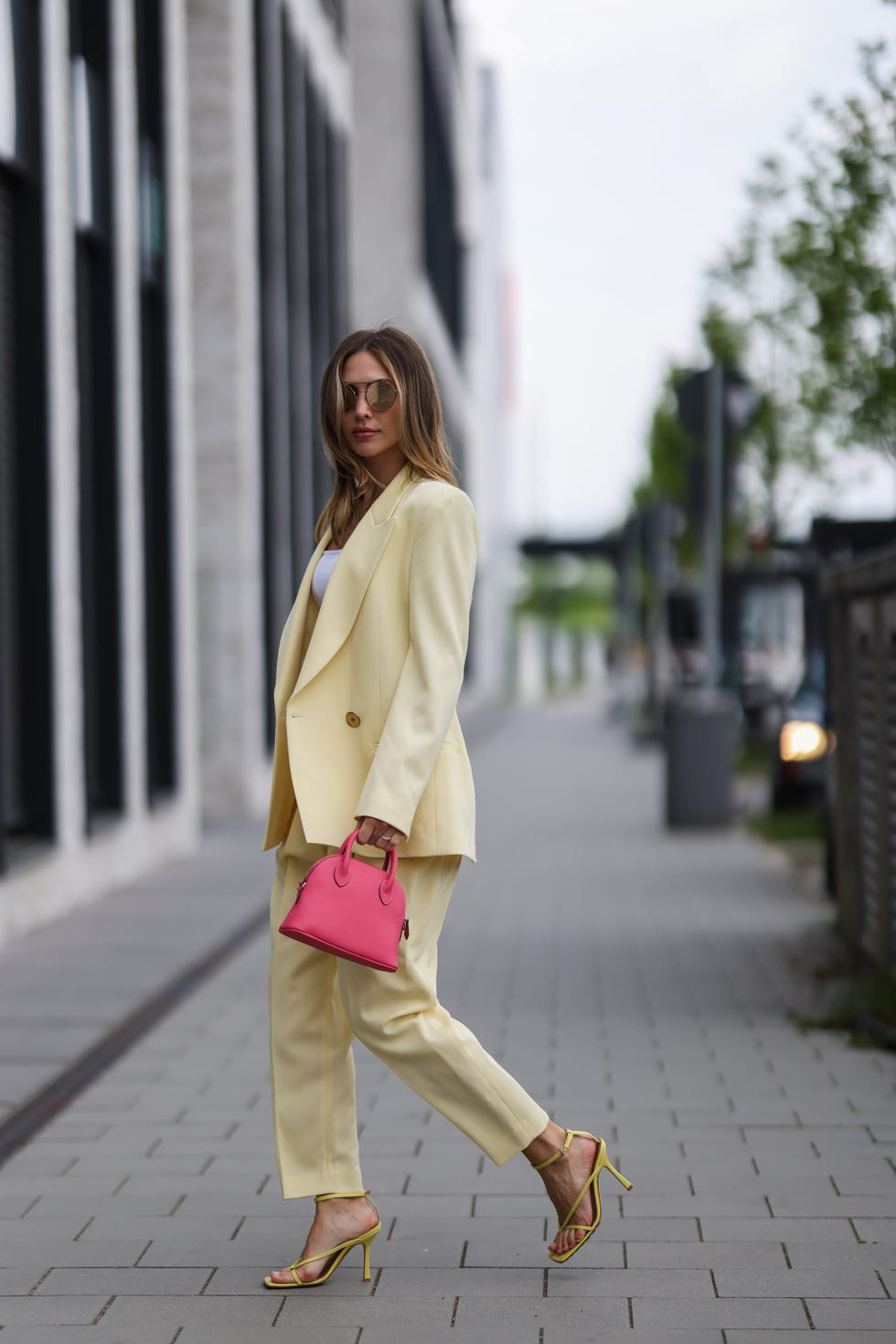 Tailored Pale Yellow Suit with Pink Handbag Tailored Pale Yellow Suit with Pink Handbag — Pale Yellow Outfits 2027