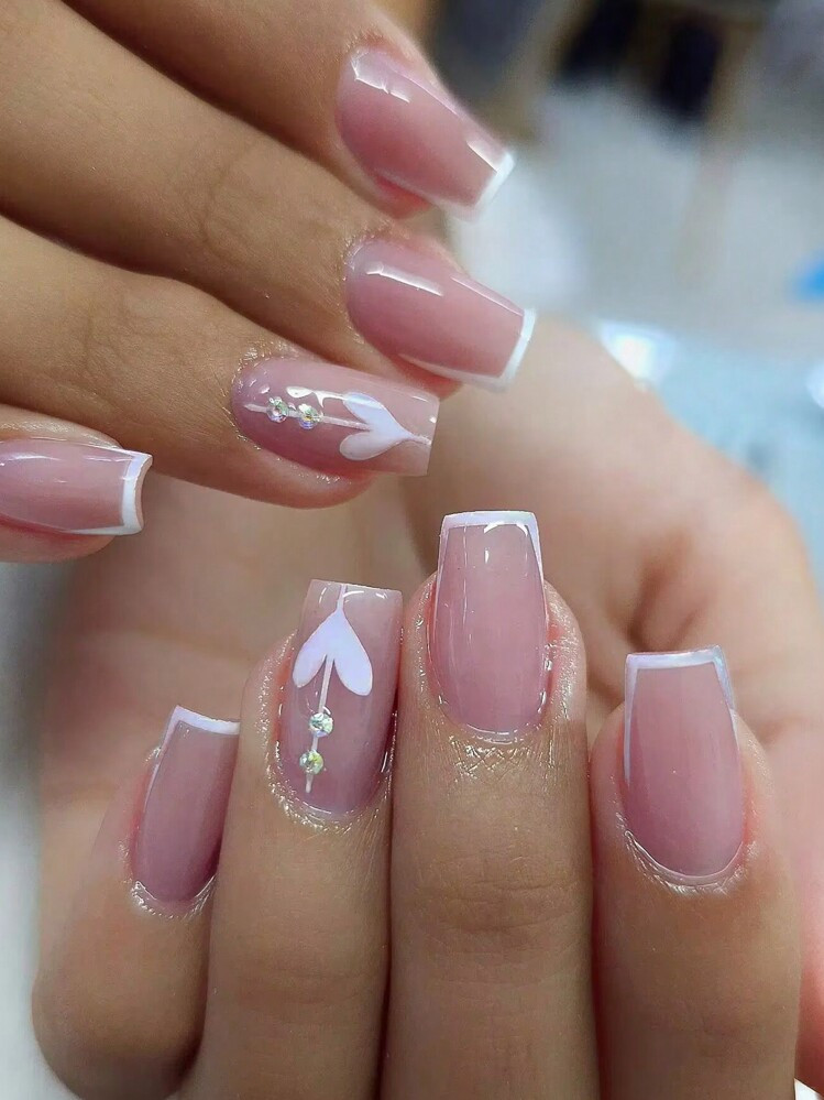 Uñas de San Valentín, 24 piezas de uñas cuadradas cortas con diseño de pedrería, puntas francesas