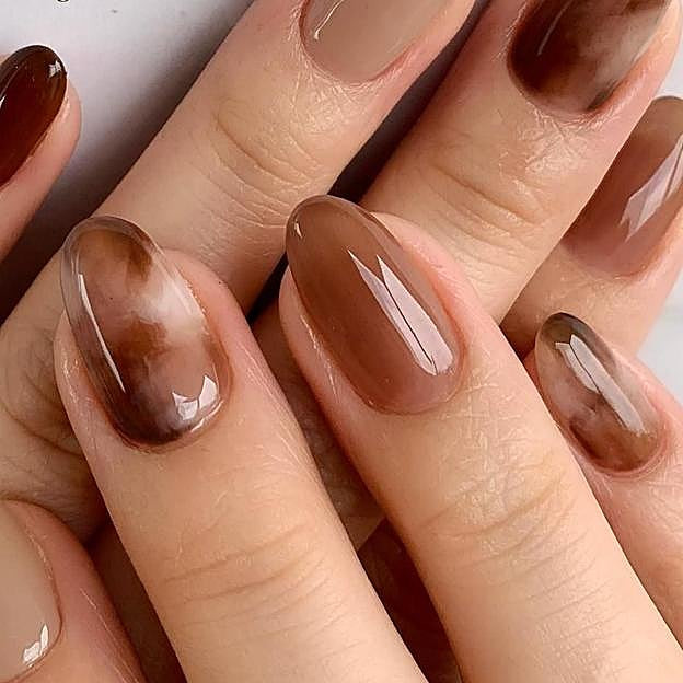 Brown And White Marble Cloud Effect Visual Idea Brown And White Marble Cloud Effect Visual Idea — Chocolate Brown Nails 2027