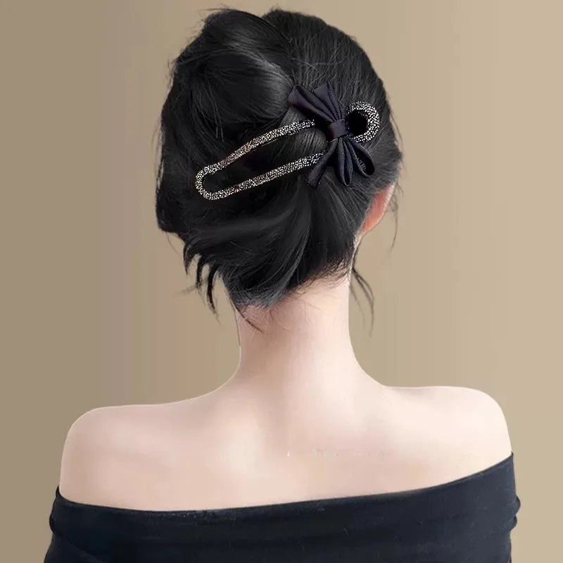 Black Visual Idea — Claw Clip Bun 2027