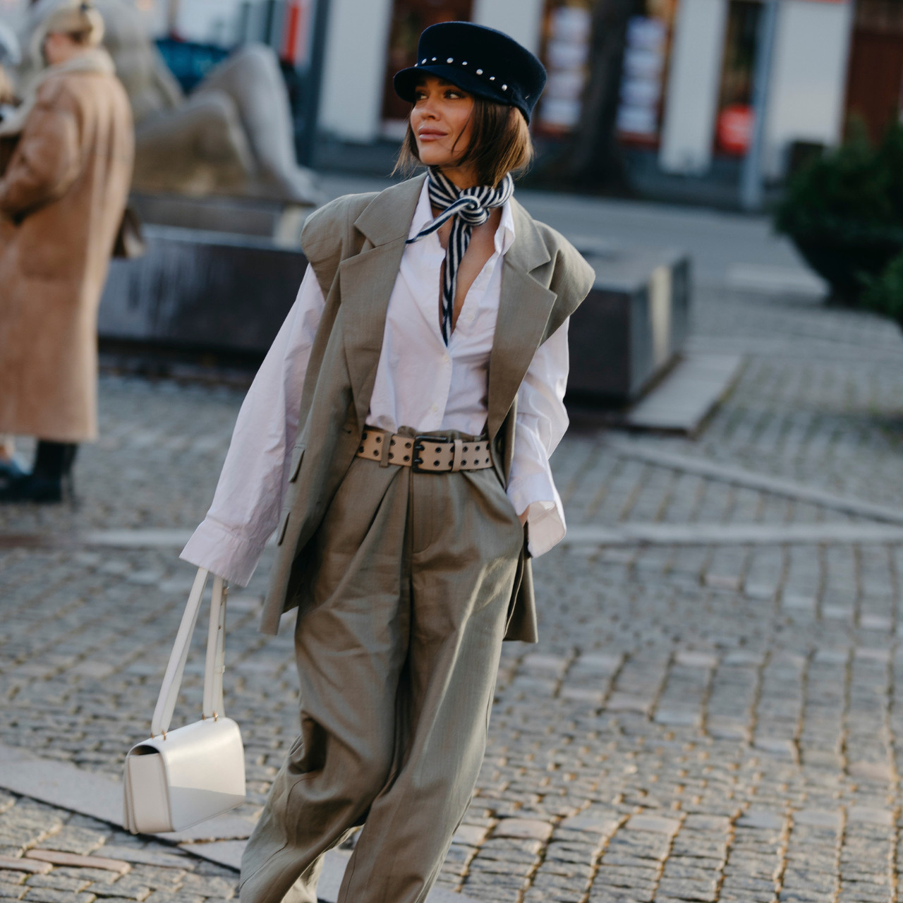 Casual Business Casual Outfit Idea Casual Business Casual Outfit Idea — Scandi Outfits 2027