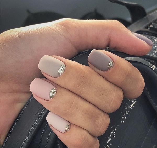 Geometric Glitter Accent On Accent Nails Visual Idea Geometric Glitter Accent On Accent Nails Visual Idea — Matte Nails 2027