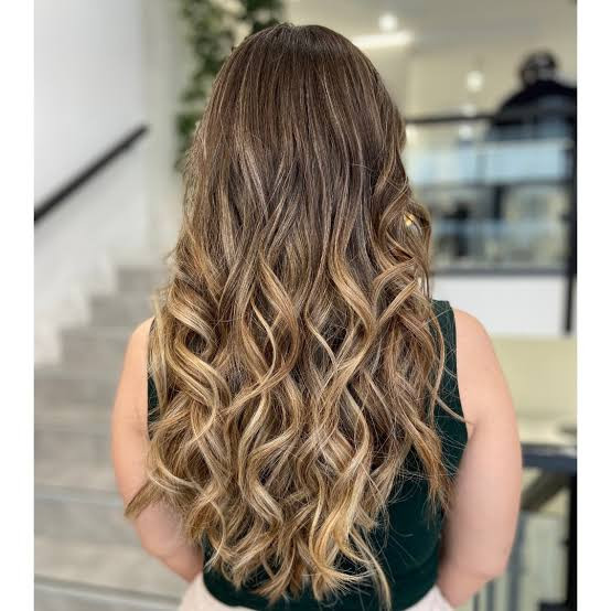 Loose Curls Visual Idea Loose Curls Visual Idea — Summer Balayage 2027