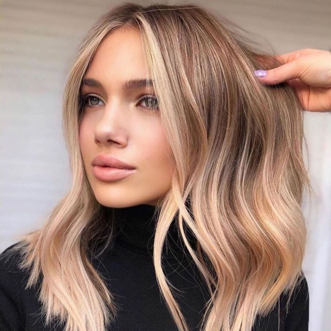Ash Blonde Money Piece With Blunt Bangs Ash Blonde Money Piece With Blunt Bangs — Money Piece 2027