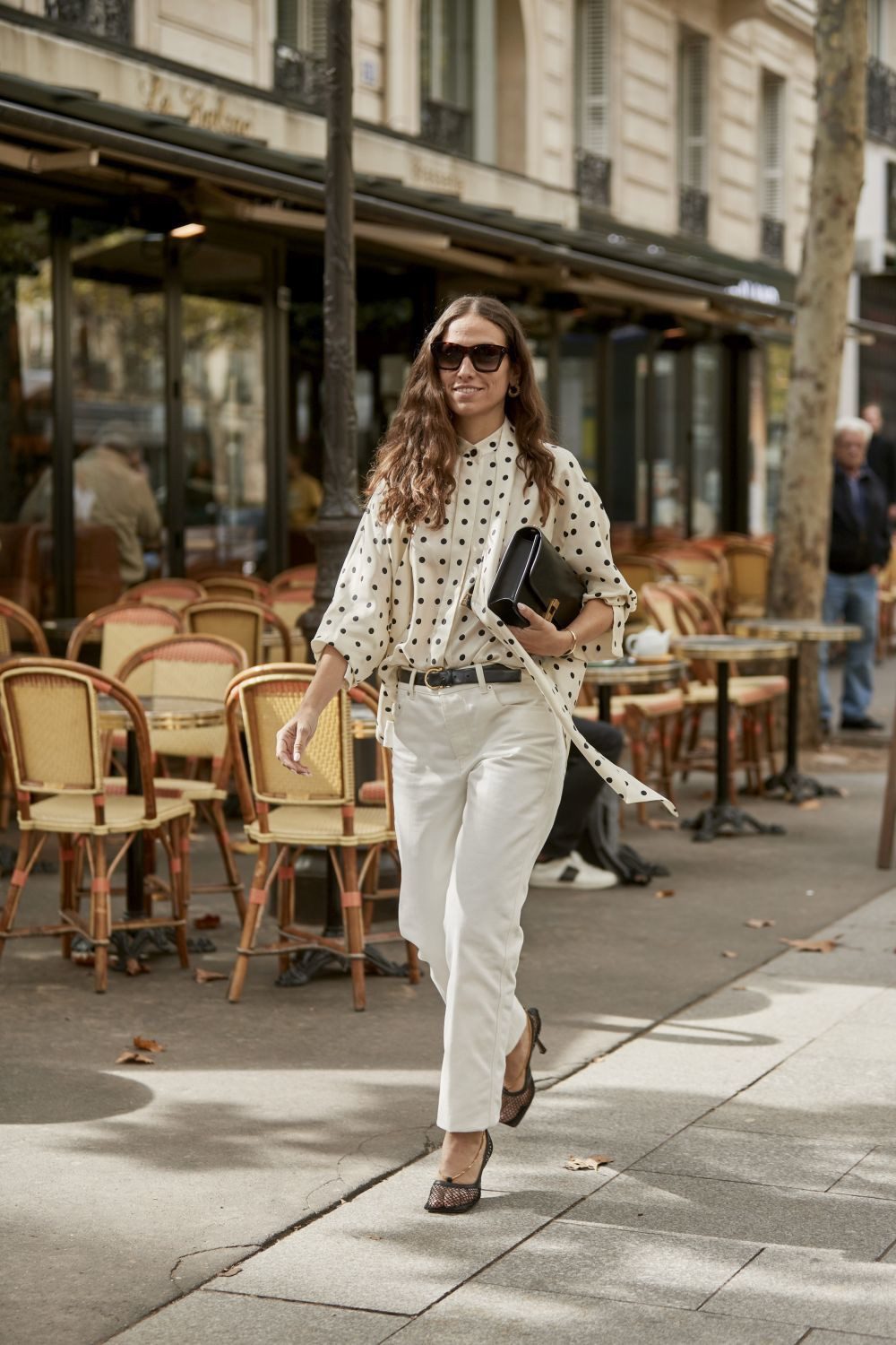 Chic Pattern Play: White Straight-Leg Jeans with Polka Dot Blouse Chic Pattern Play: White Straight-Leg Jeans with Polka Dot Blouse — White Jeans Outfits 2027