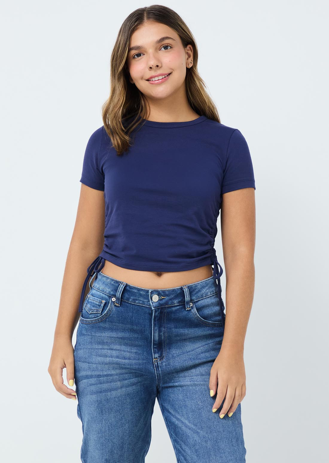 Fitted Navy Tee and Denim Jeans: Simple and Streamlined Casual Fitted Navy Tee and Denim Jeans: Simple and Streamlined Casual — Teen Outfits 2027