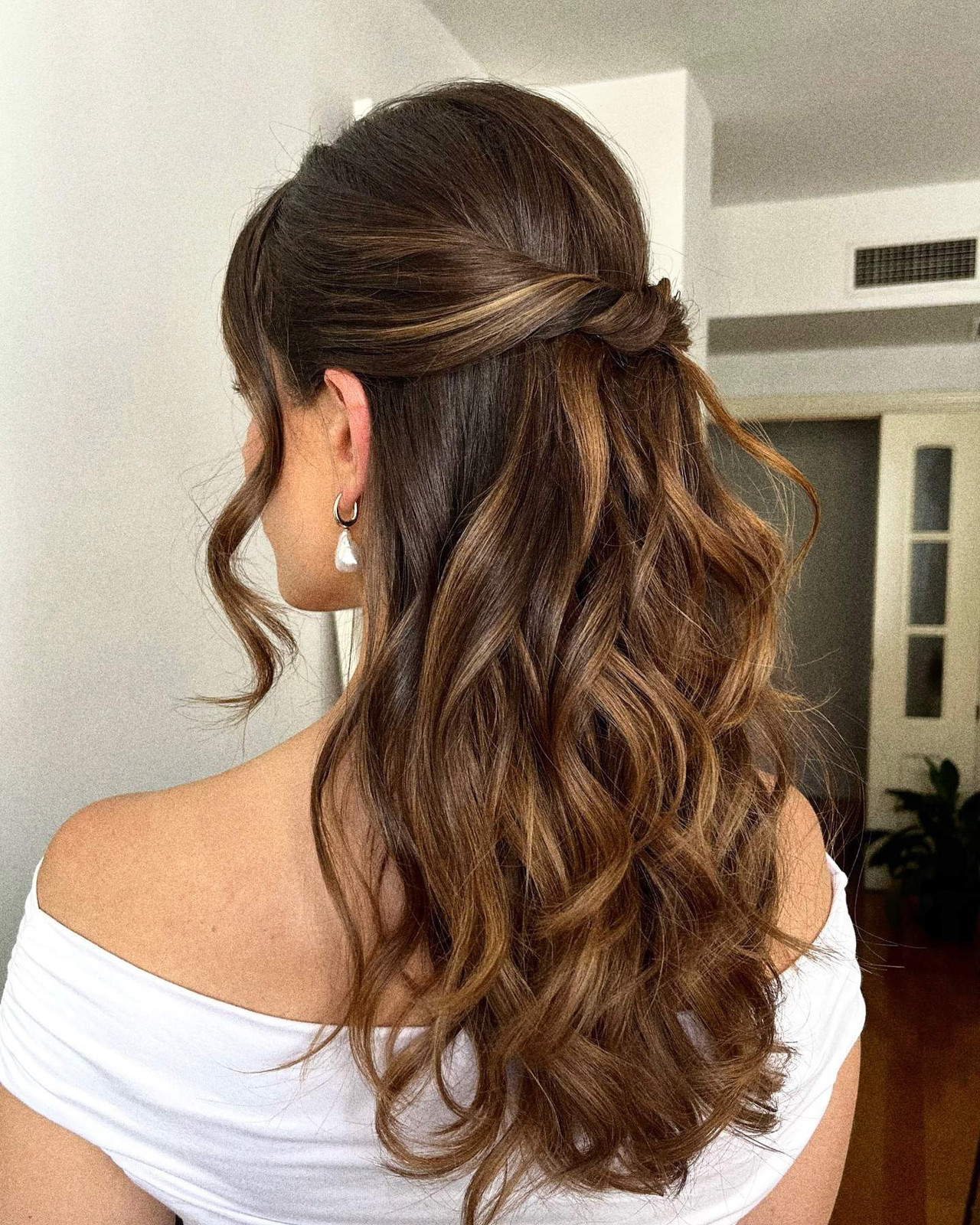 Visual Idea Visual Idea — Half Up Half Down Wedding Hair 2027