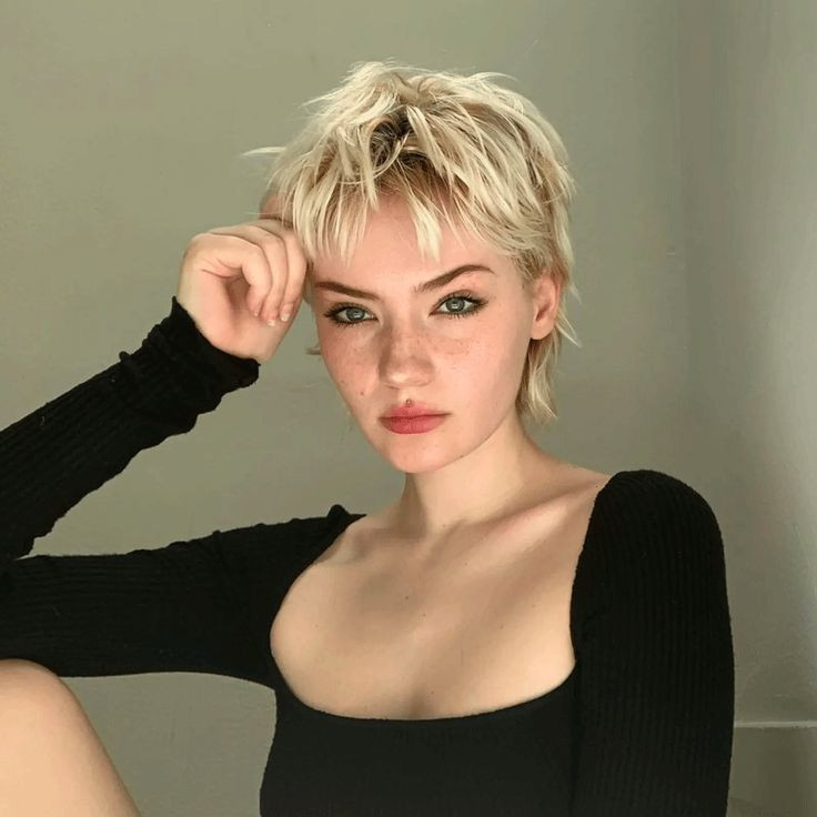 Ash Blonde Visual Idea Ash Blonde Visual Idea — Micro Bangs 2027