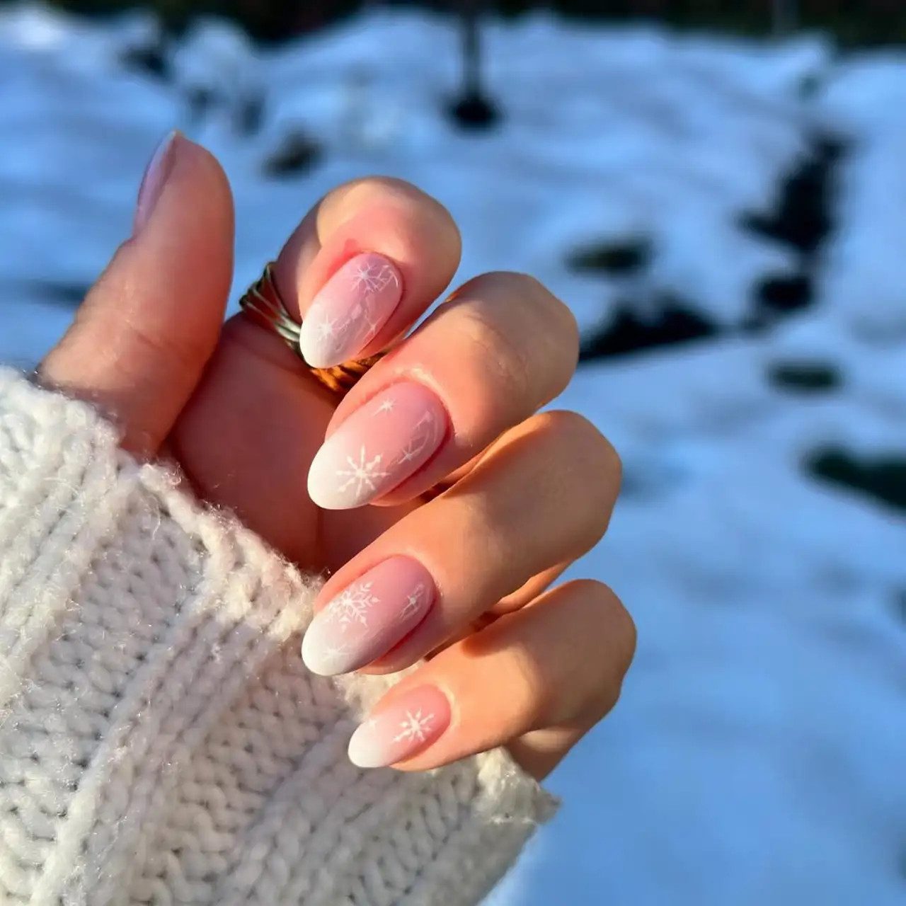 Matte Pink Ombre Snowflake Medium Almond Nails Matte Pink Ombre Snowflake Medium Almond Nails — Winter Nails 2027