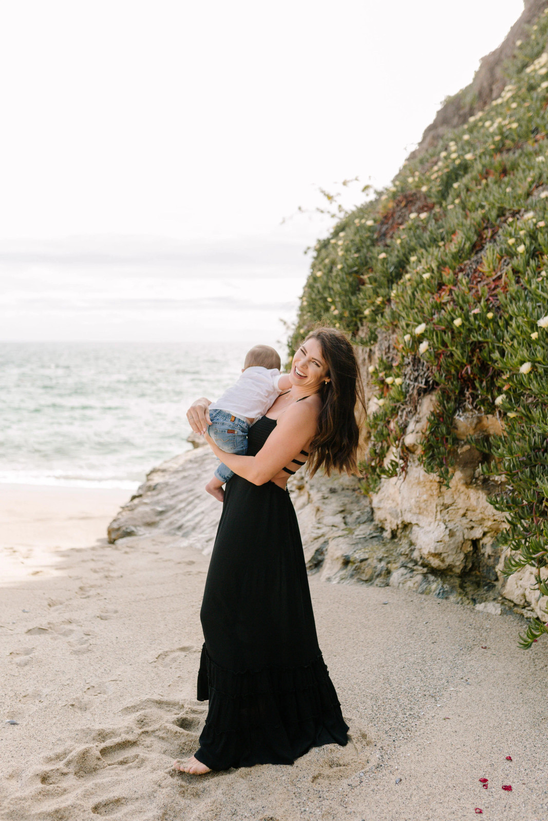 Cozy Grey Sweaters and Trousers for a Relaxed Beach Stroll Cozy Grey Sweaters and Trousers for a Relaxed Beach Stroll — Family Photo Outfits Beach 2027