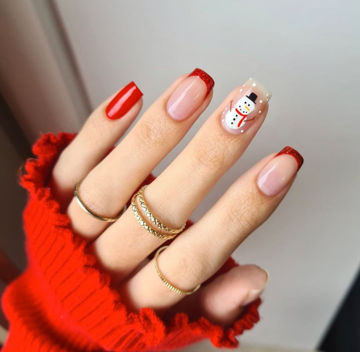 Snowman Glitter French Medium Nails Snowman Glitter French Medium Nails — Easy Christmas Nails 2026