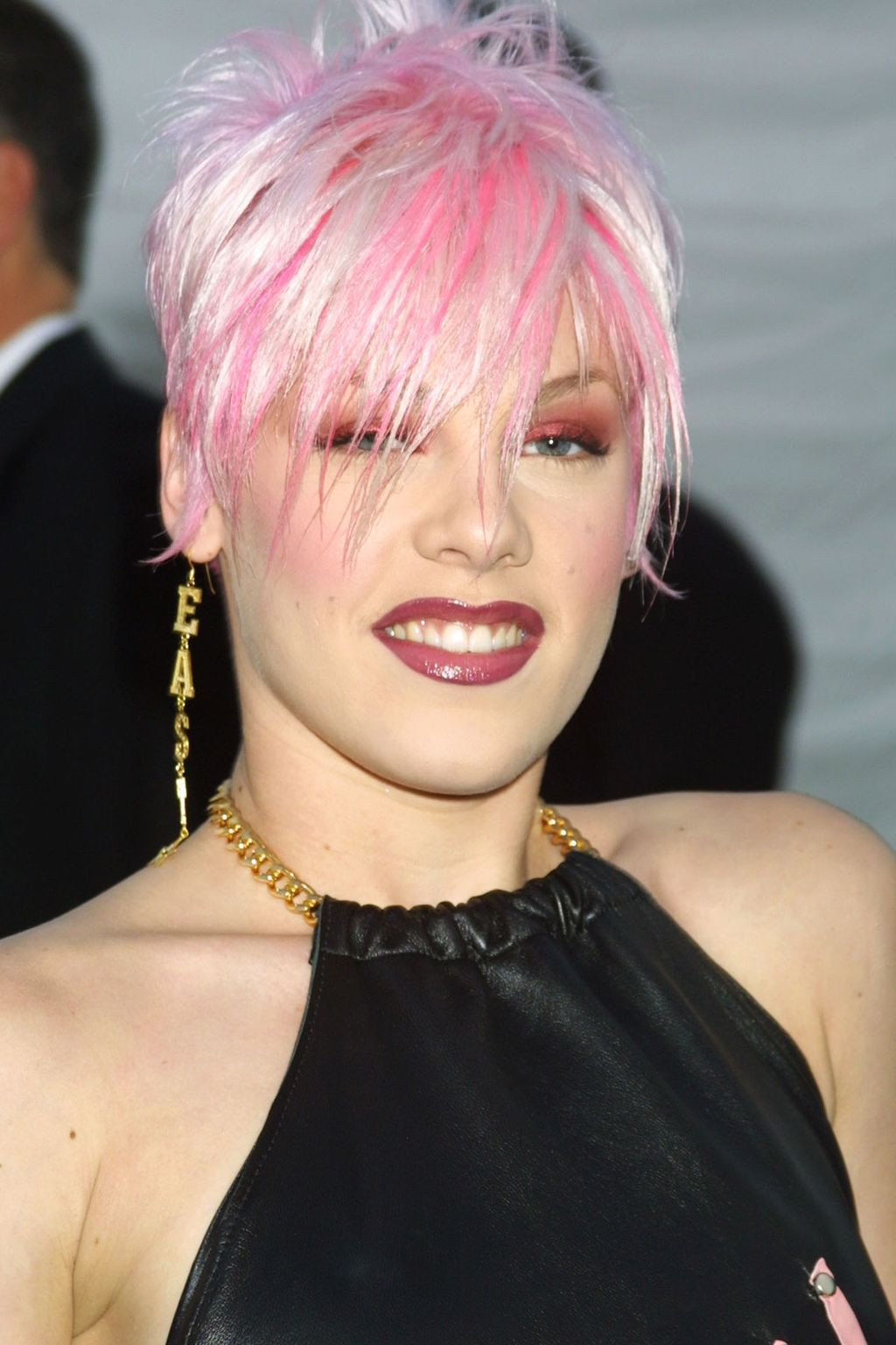 Spiky Pink and Blonde Pixie Spiky Pink and Blonde Pixie — Pink Pixie 2027