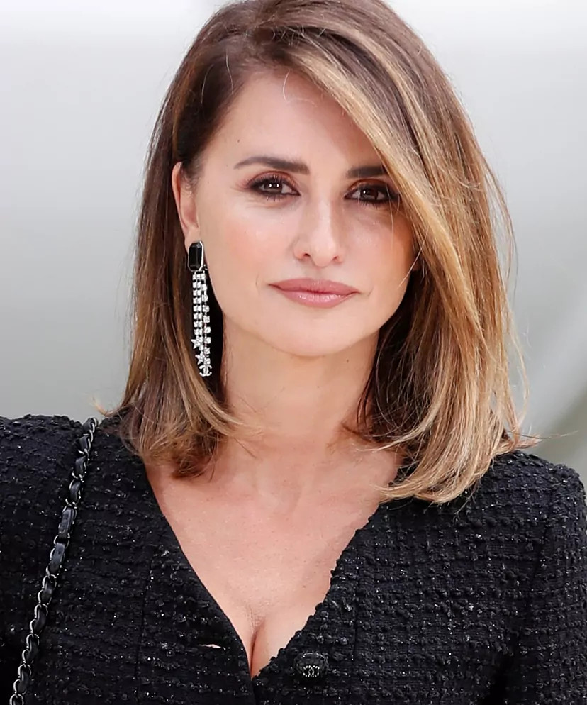 Medium Blonde With Lighter Highlights Visual Idea Medium Blonde With Lighter Highlights Visual Idea — Straight Hair Hairstyles 2027