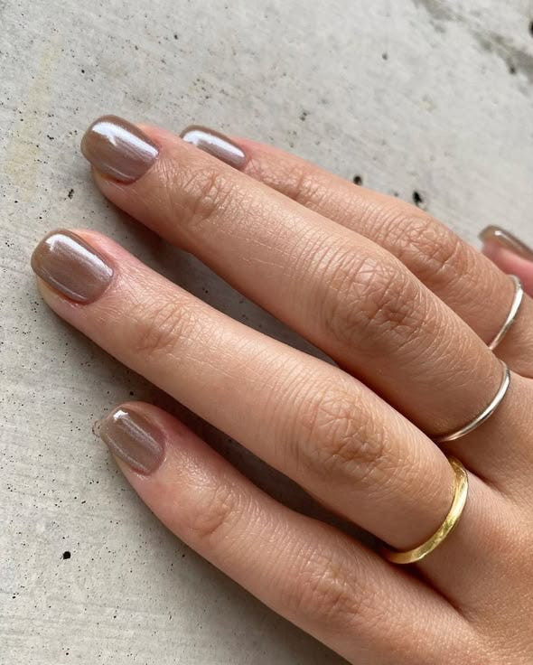 Shimmering Taupe Brown Short Ovals — Espresso Nails 2027