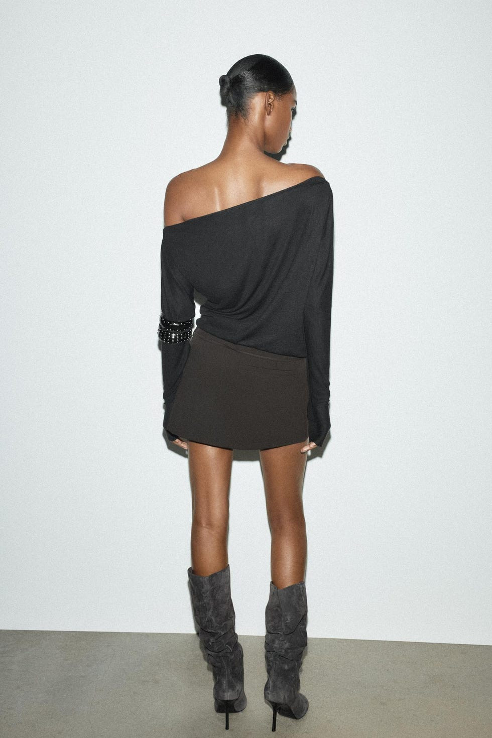 Dark Brown Skort with Off-Shoulder Top and Slouchy Boots Dark Brown Skort with Off-Shoulder Top and Slouchy Boots — Skort Outfits 2027