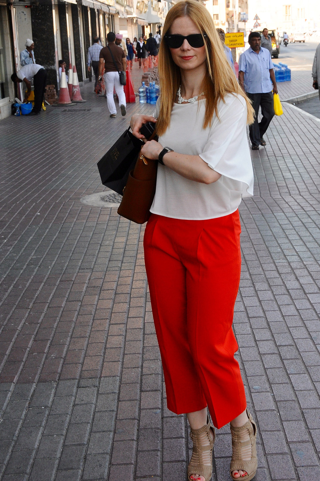 Bright Orange Culottes with White Blouse for Daytime Casual Bright Orange Culottes with White Blouse for Daytime Casual — Dubai Outfits 2027