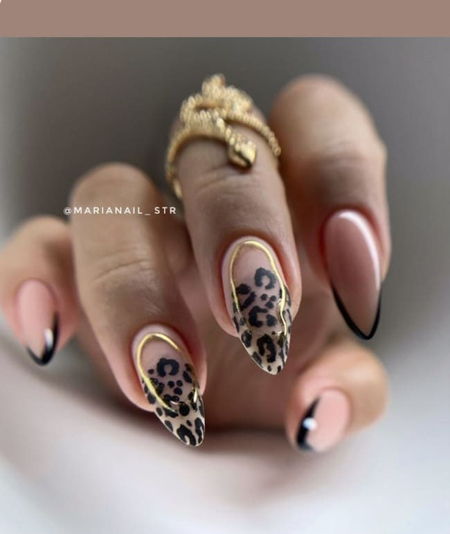 Gold Foil Outlined Stiletto Leopard Nails Gold Foil Outlined Stiletto Leopard Nails — Leopard Print Nails 2027