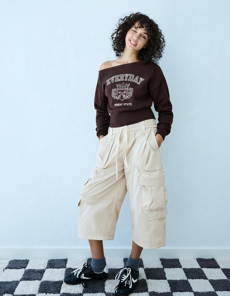 Graphic Knit Sweater and Cargo Pants: A Relaxed Urban Vibe Graphic Knit Sweater and Cargo Pants: A Relaxed Urban Vibe — Teen Outfits 2027