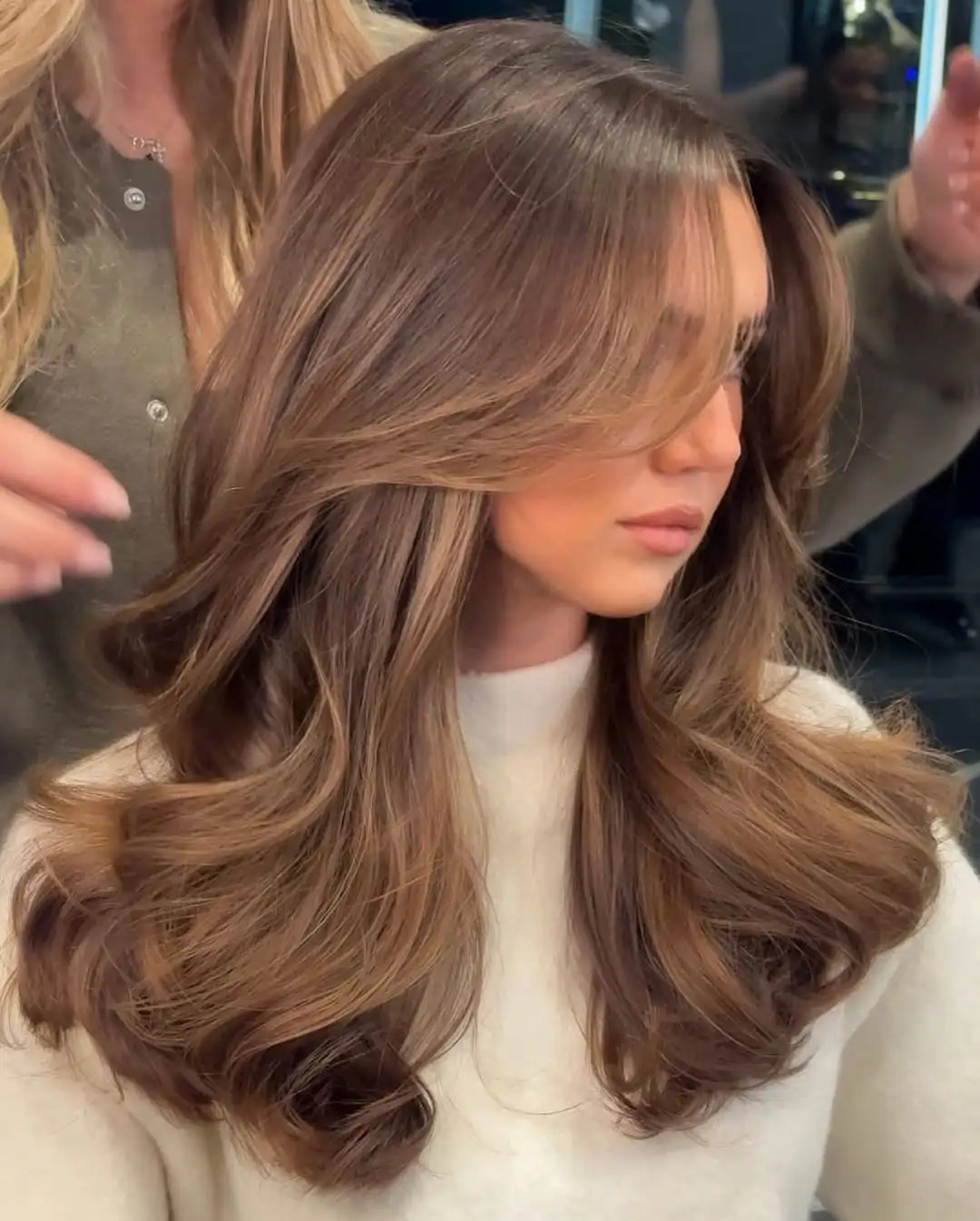 Loose Waves Voluminous Visual Idea Loose Waves Voluminous Visual Idea — Bangs 2027 for Thick Hair