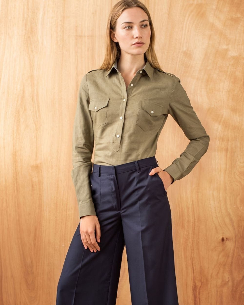 Utility Chic: Navy Wide-Leg Trousers with Olive Green Shirt Utility Chic: Navy Wide-Leg Trousers with Olive Green Shirt — Navy Blue Wide Leg Pants Outfits 2027