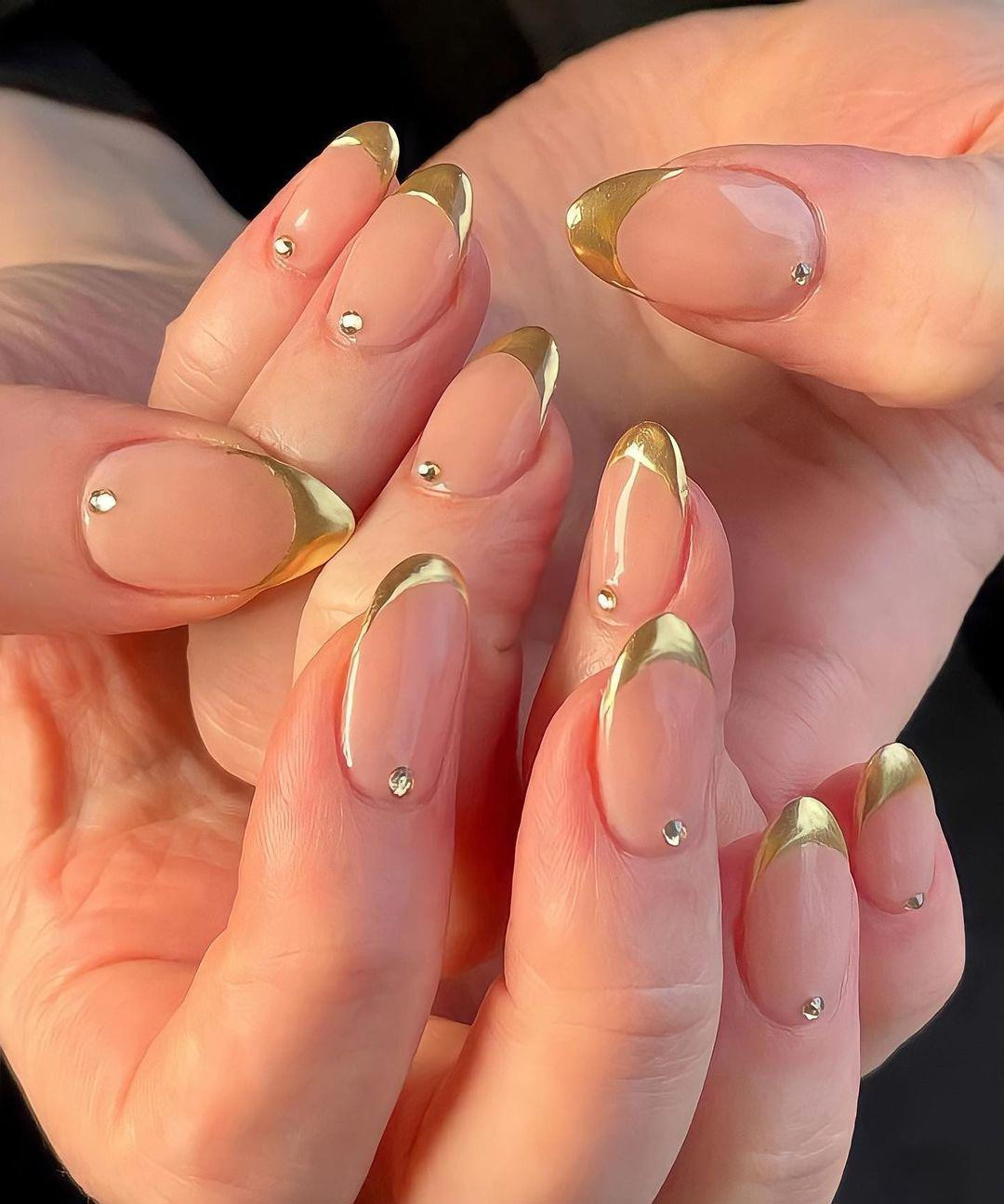 Glossy With Metallic Sheen Visual Idea Glossy With Metallic Sheen Visual Idea — Winter Nails 2027