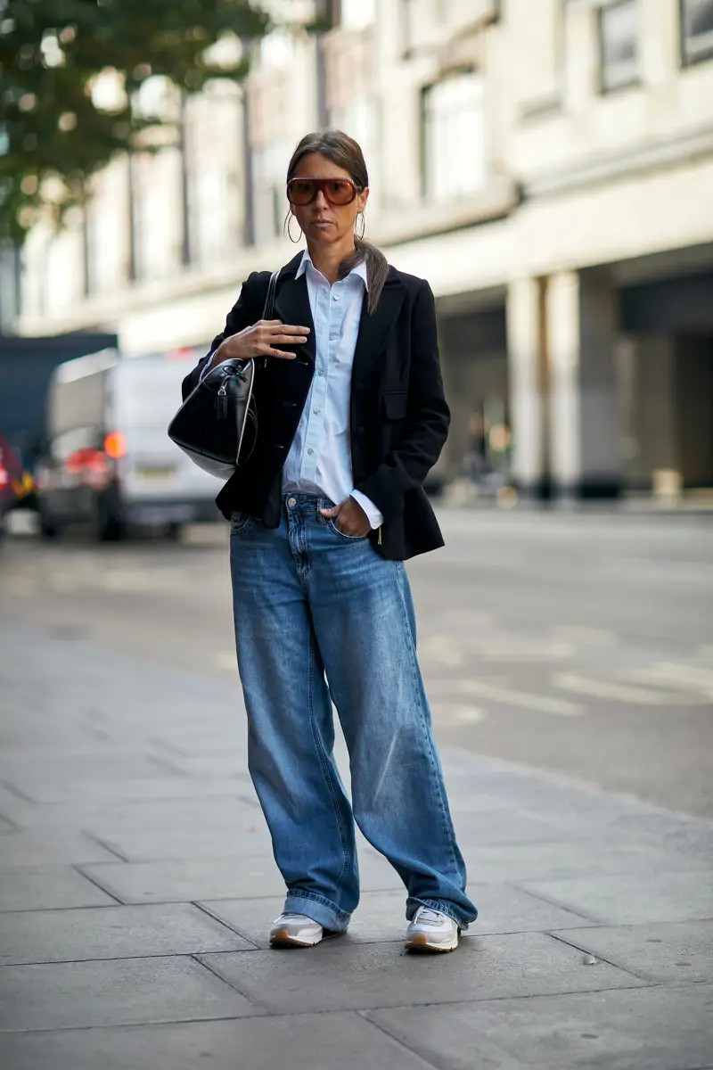 Oversized Blazer and White Sneakers with Light Wash Jeans — Wide Leg Jeans Outfits 2027