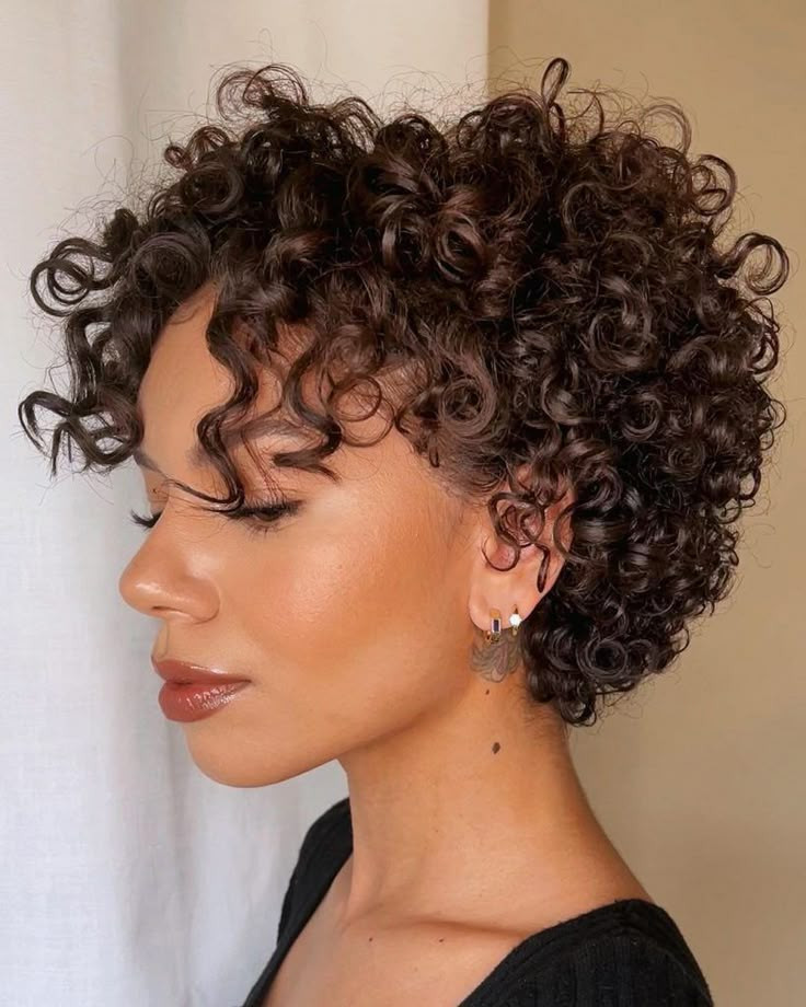 Short Curly Shag With Wispy Bangs Short Curly Shag With Wispy Bangs — Haircuts 2027 for Wavy Hair