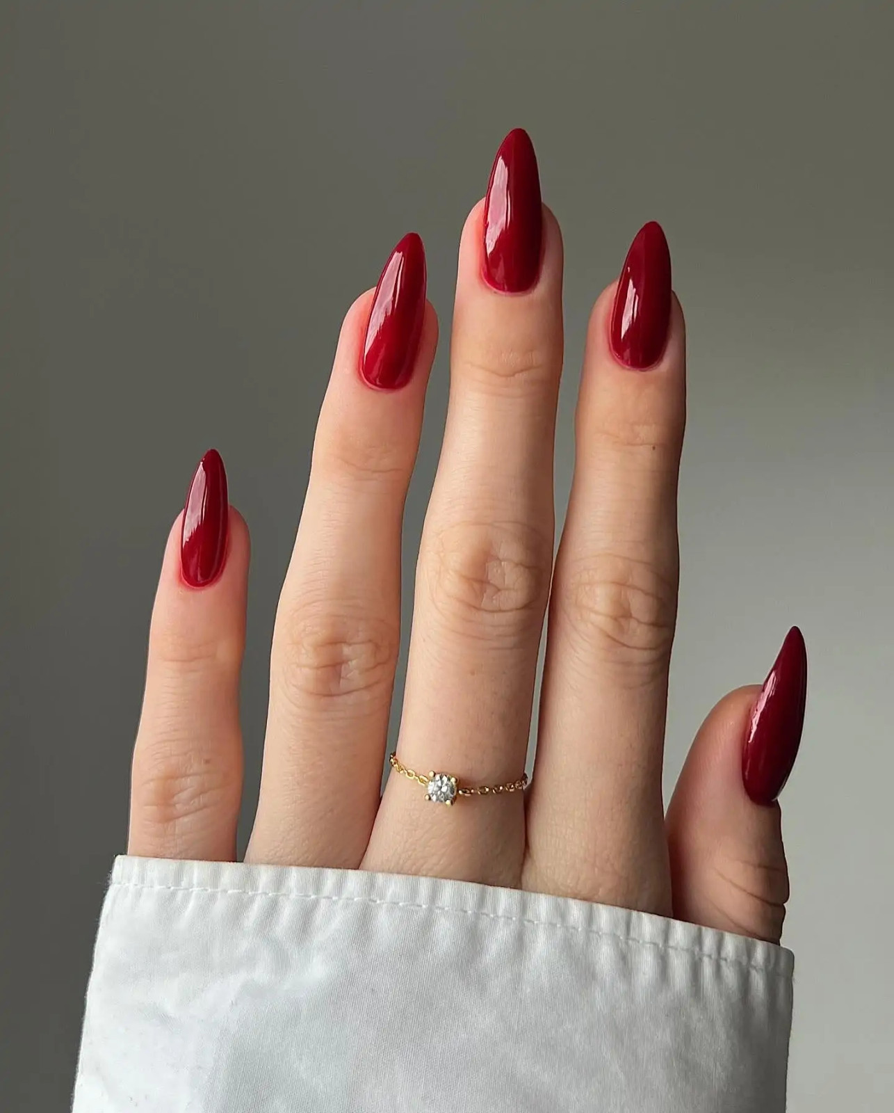Rich Deep Red Stiletto Nails Rich Deep Red Stiletto Nails — Winter Red Nails 2027