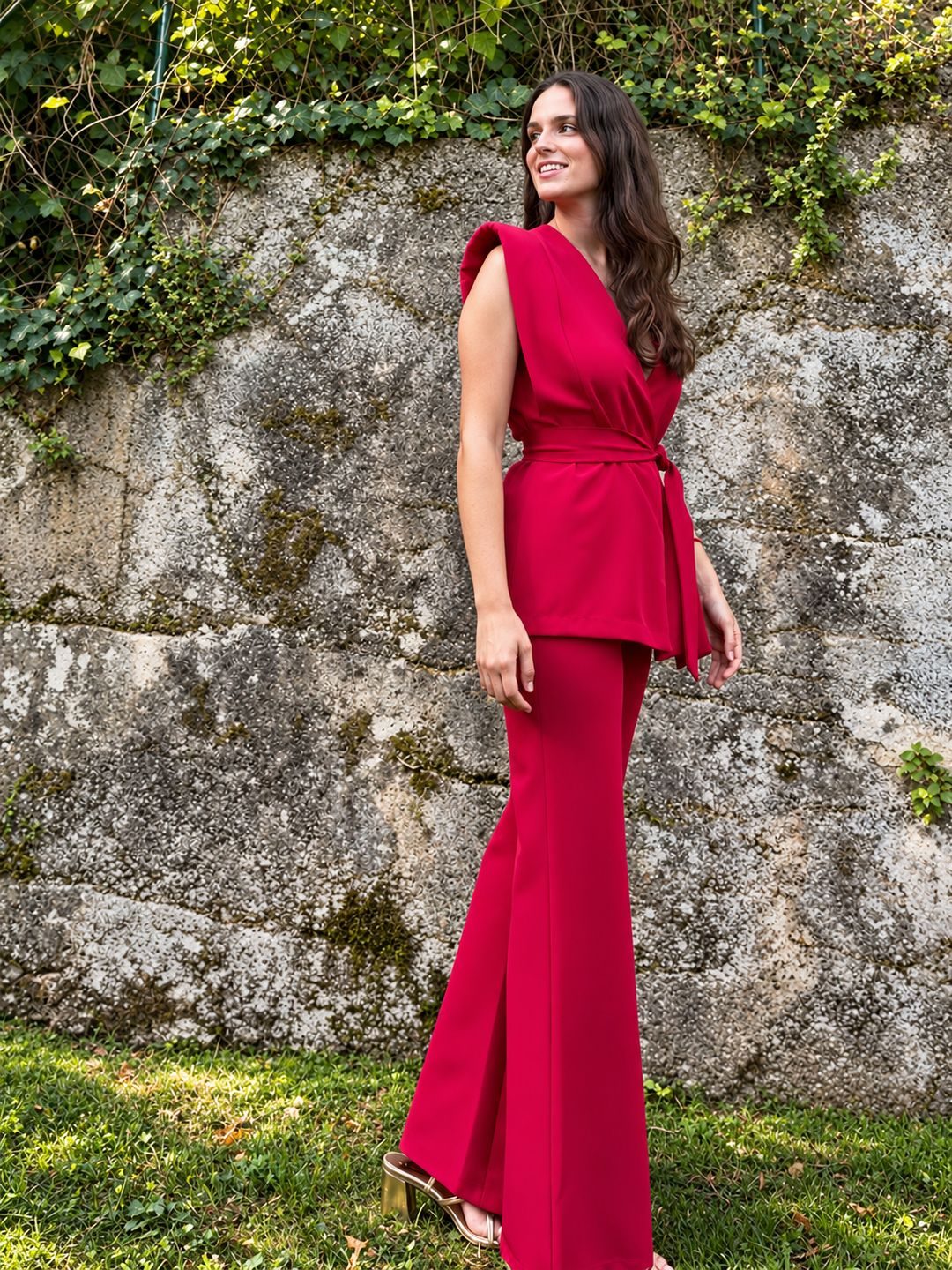 Chic Red Crepe Wrap Top and Wide-Leg Pants Set Chic Red Crepe Wrap Top and Wide-Leg Pants Set — Red Outfits 2027