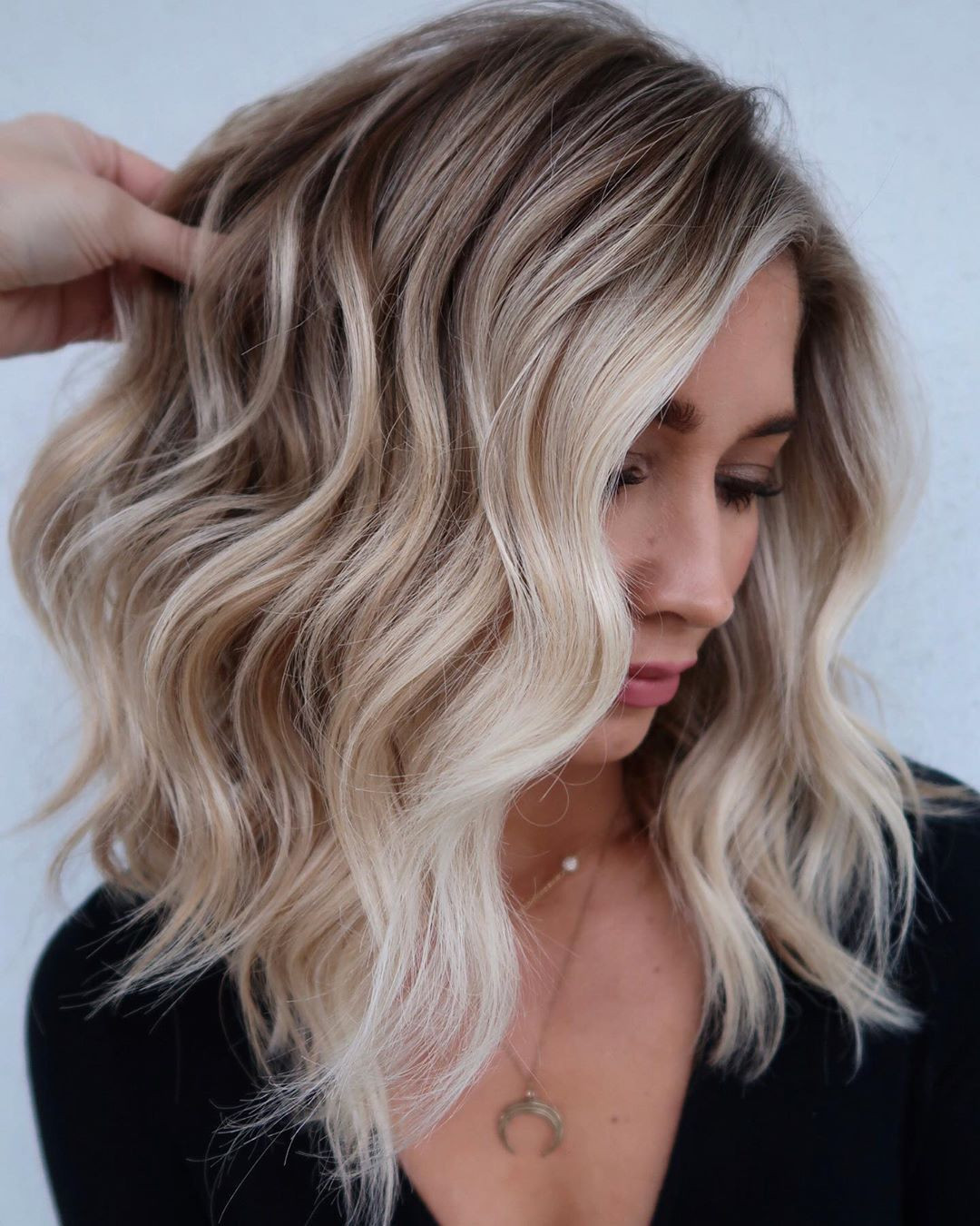 Medium Blonde With Balayage Bright Mid-Back Balayage With Face-Framing Medium Blonde With Balayage Bright Mid-Back Balayage With Face-Framing — Medium Blonde Hair 2027