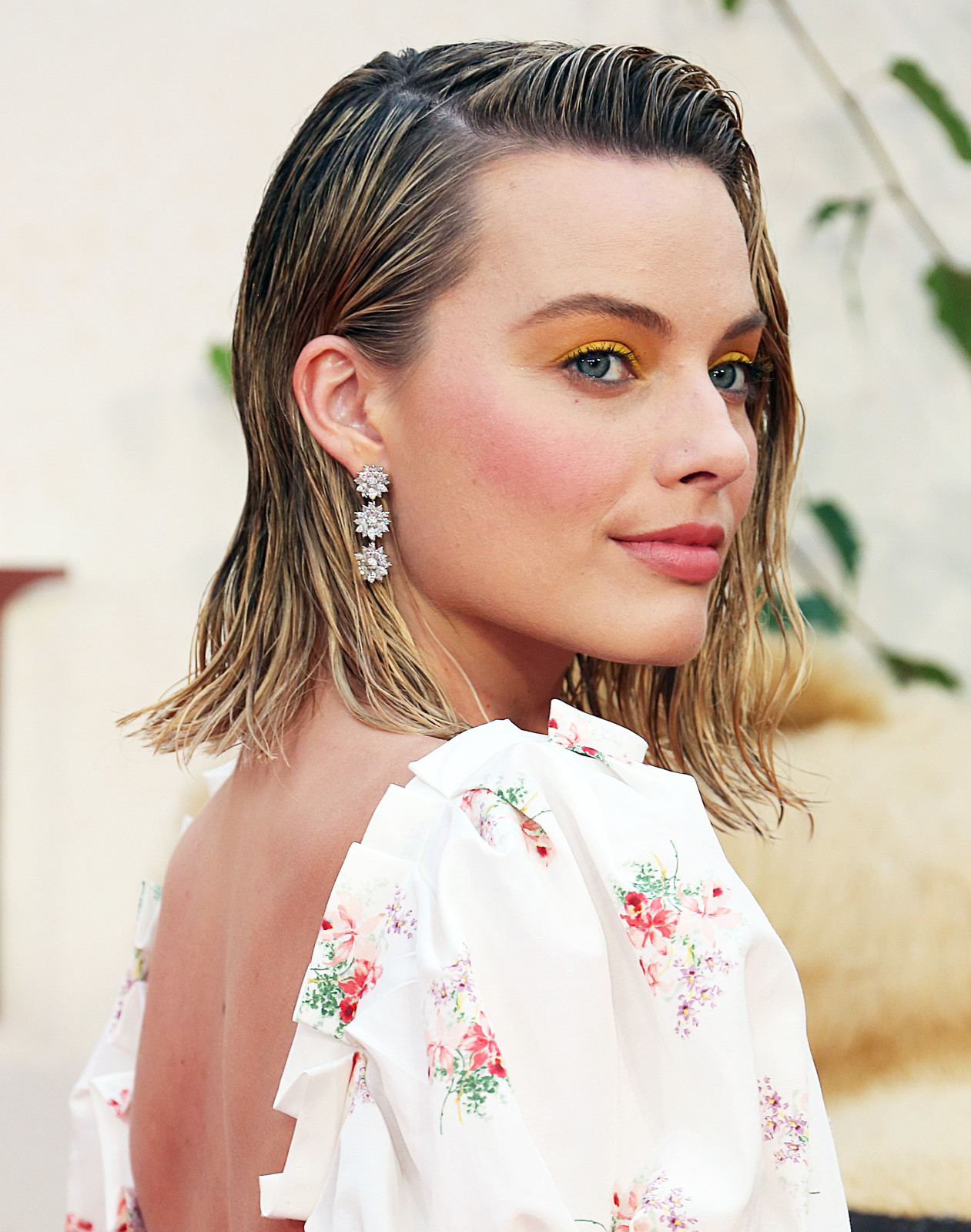 Chin Visual Idea Chin Visual Idea — Cruise Hairstyles 2027