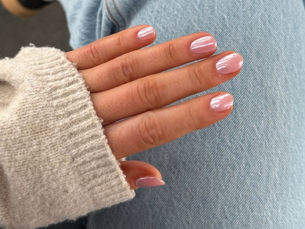Milky Pink Chrome Short Square Nails Milky Pink Chrome Short Square Nails — Short Spring Nails 2027