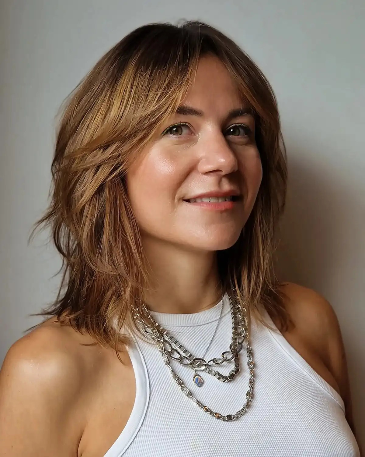 Light Brown With Highlights Visual Idea Light Brown With Highlights Visual Idea — Shag Haircut 2027
