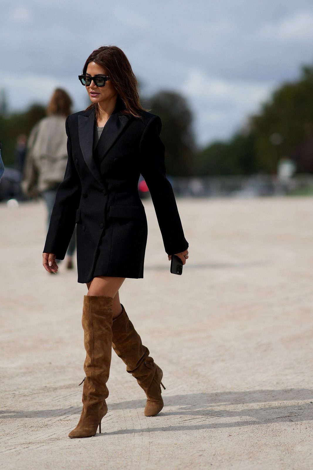 Mini Dress and Blazer Paired with Suede Over-the-Knee Boots Mini Dress and Blazer Paired with Suede Over-the-Knee Boots — Dress 2027 with Knee High Boots Outfit