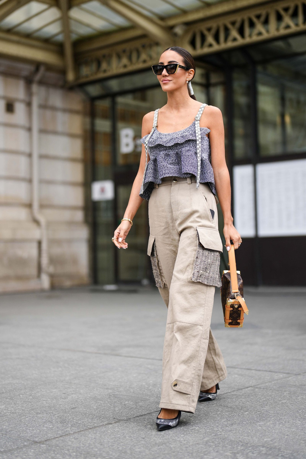 Silver Pointed-Toe Heels Outfit Idea Silver Pointed-Toe Heels Outfit Idea — Cargo Pants 2027