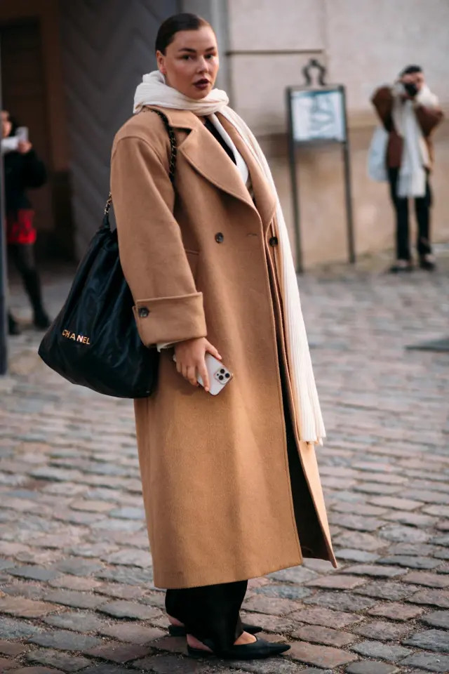 Long Camel Coat for Elevated Everyday Scandi Style Long Camel Coat for Elevated Everyday Scandi Style — Scandi Outfits 2027