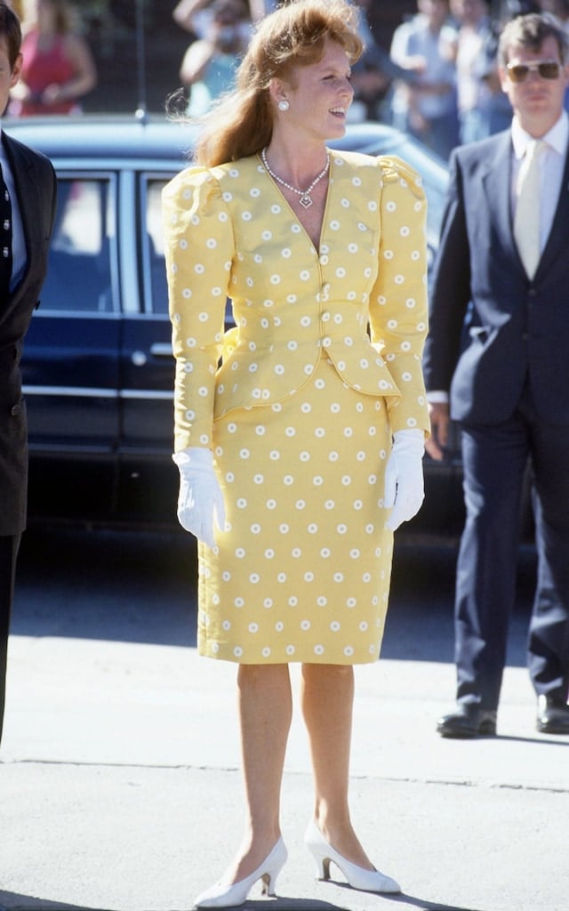 Yellow polka dot dress with peplum waist and padded shoulders Yellow polka dot dress with peplum waist and padded shoulders — 80s Luxury Outfits 2027