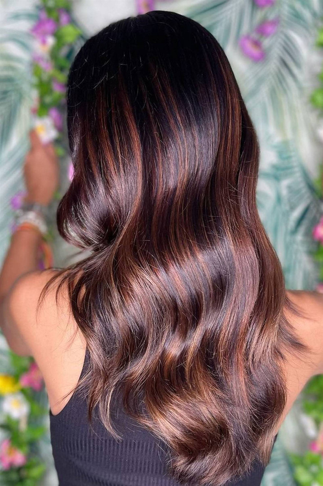 Back View Visual Idea — Caramel Brunette 2027
