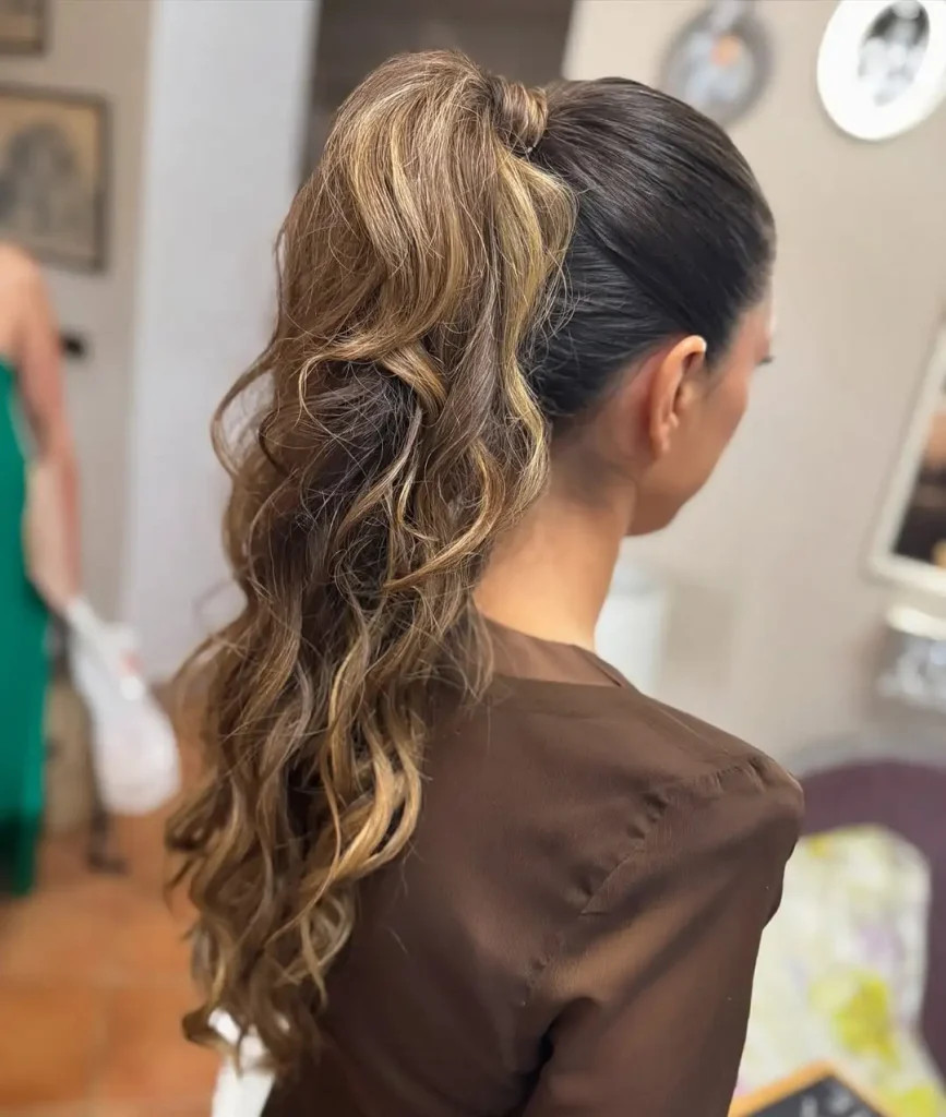 High Voluminous Curly Ponytail With Caramel Highlights — Easy Updos 2027