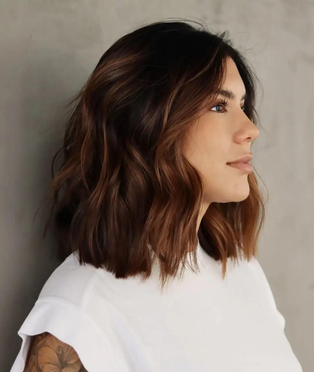 Collarbone Bob With Textured Waves Collarbone Bob With Textured Waves — Modern Bob 2027