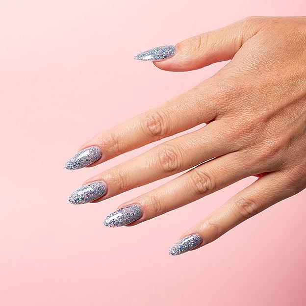 Silver Glitter Long Oval Nails — Fall to Winter Nails 2026