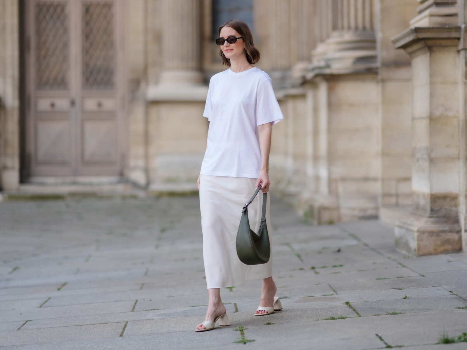 Cream Heeled Sandals Outfit Idea Cream Heeled Sandals Outfit Idea — Linen Outfits 2027