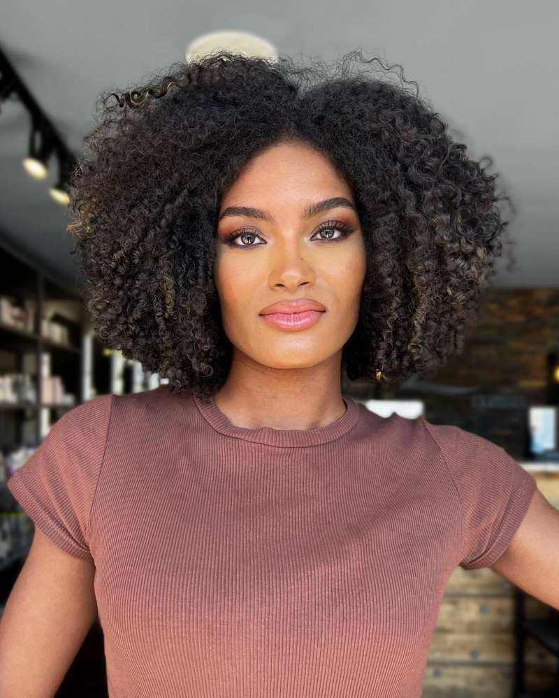 Defined Curly Bob With Middle Part Defined Curly Bob With Middle Part — 3C Hairstyles 2027