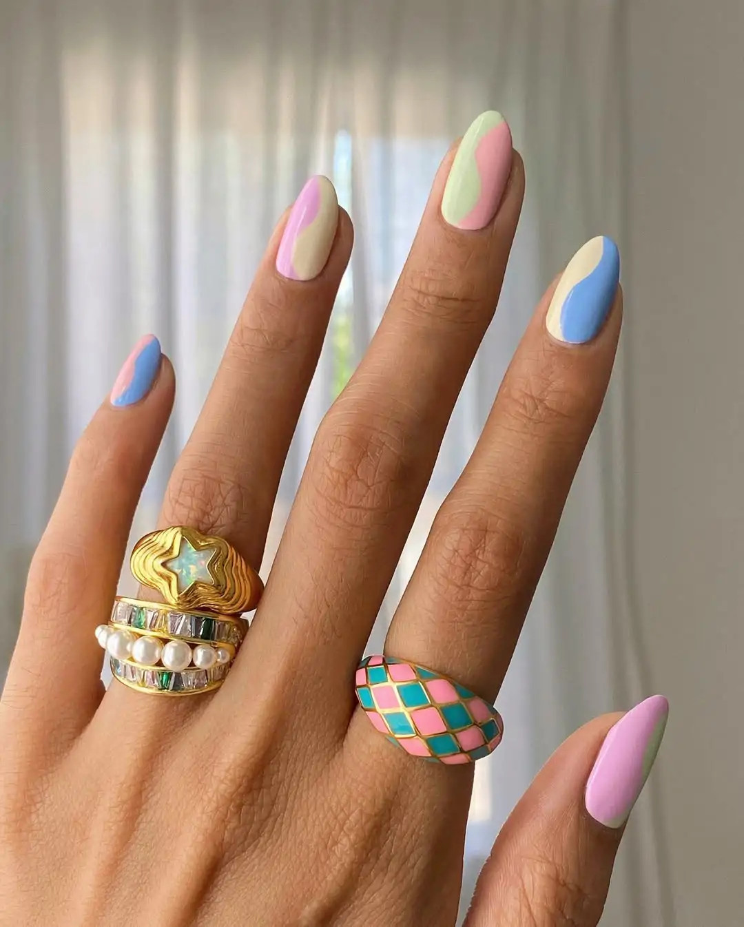 Color Blocking Visual Idea Color Blocking Visual Idea — Pastel Nails 2027